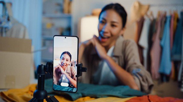 Realifecamù: The Future of Live Streaming and Interactive Experiences